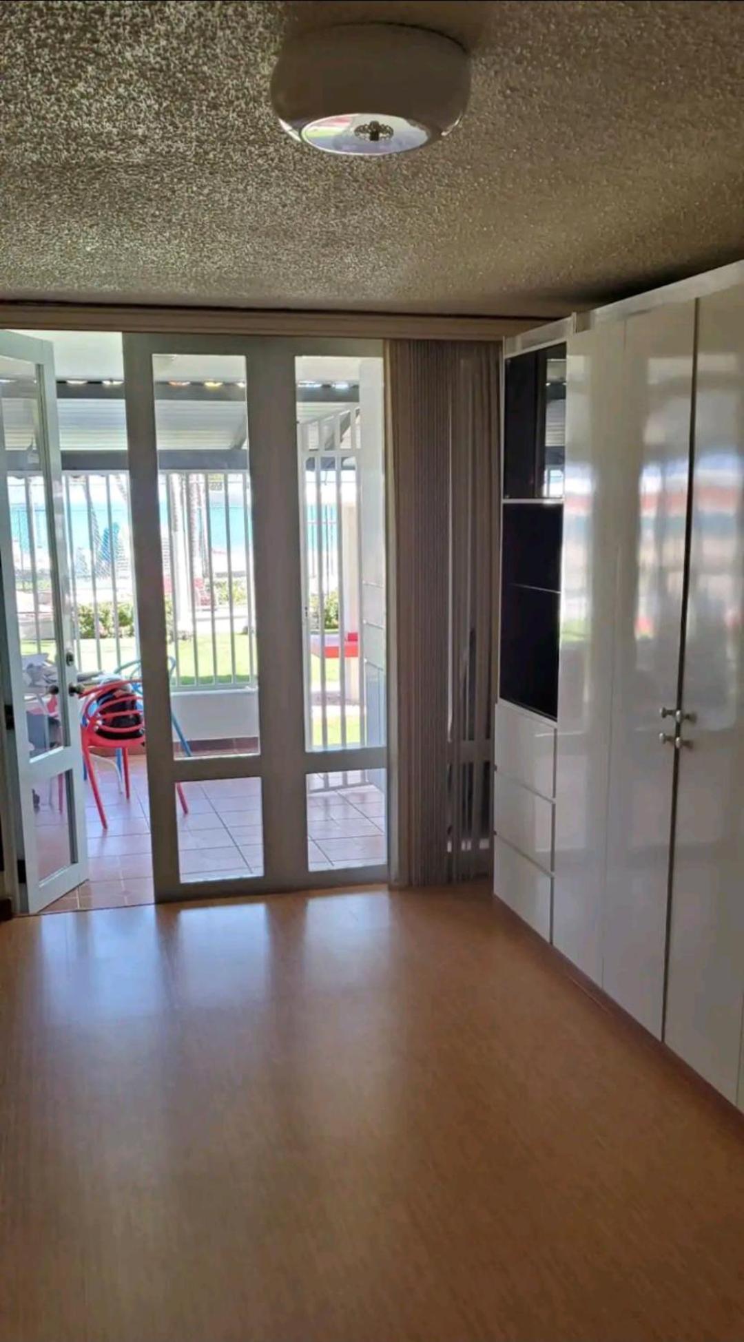 Marbella Apartments Сан-Хуан Экстерьер фото
